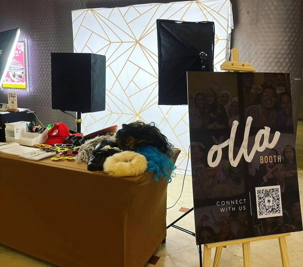 Ollabooth: Photobooth + Video Guestbook in 1