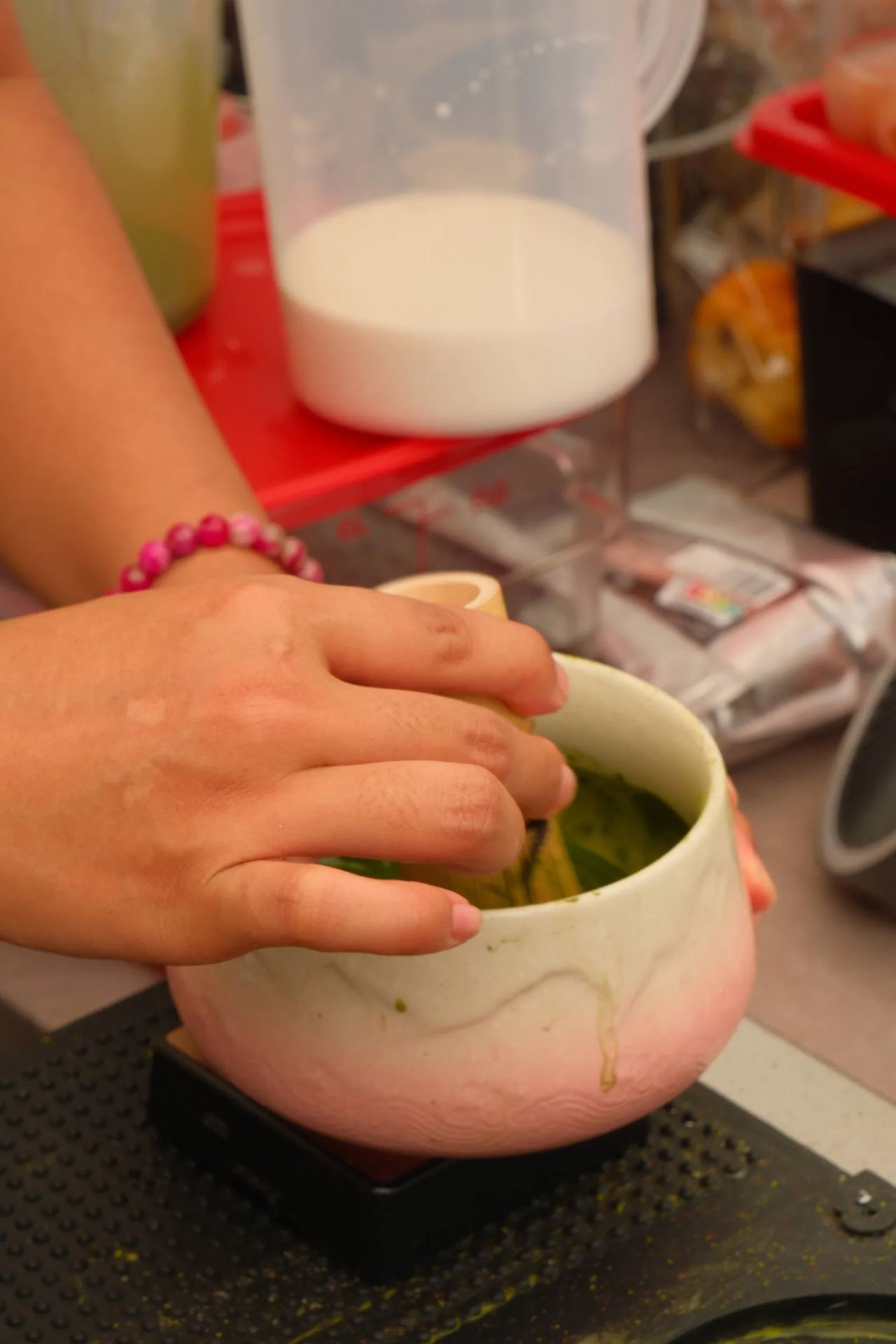 Curly Beans Cafe: Matcha & Coffee Live Station