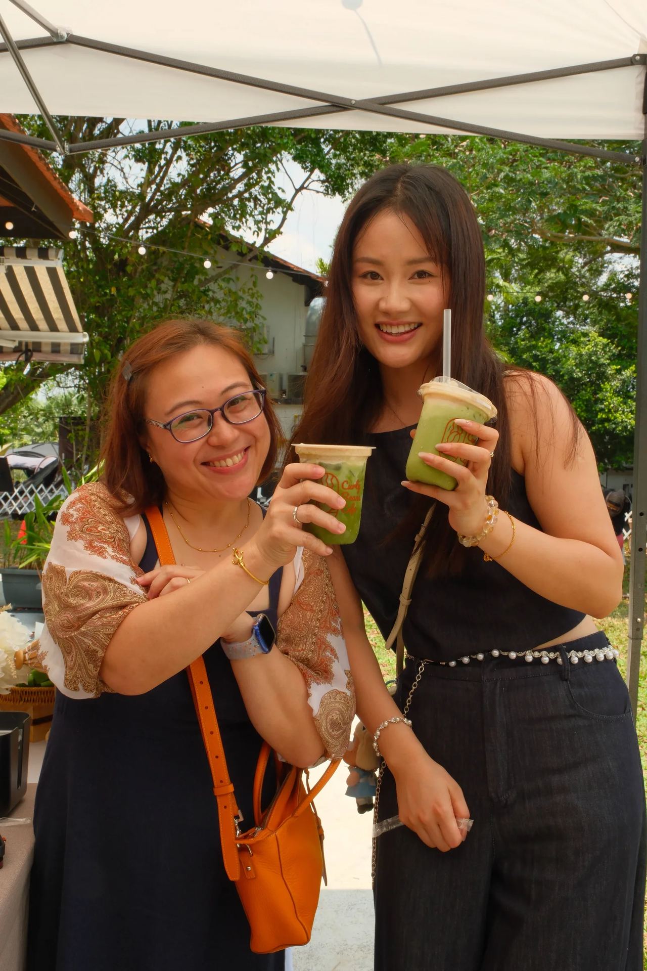 Curly Beans Cafe: Matcha & Coffee Live Station