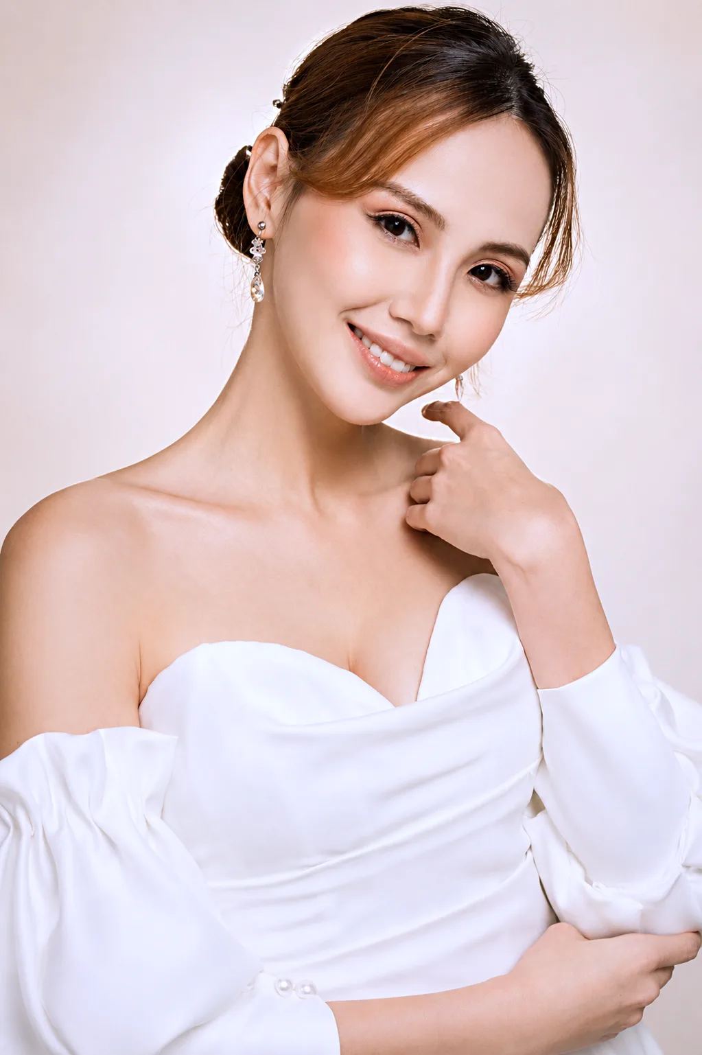 Elite Makeup Artists Inc