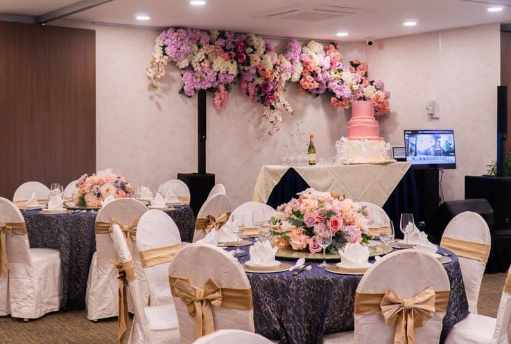 Crown Prince Restaurant (Aranda Country Club)