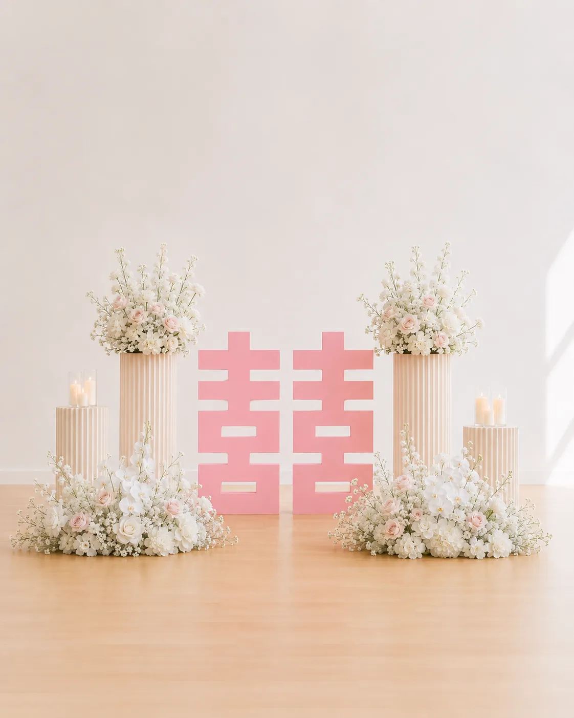 Pink Xi standee with floral hedges, pleated stands and candles
