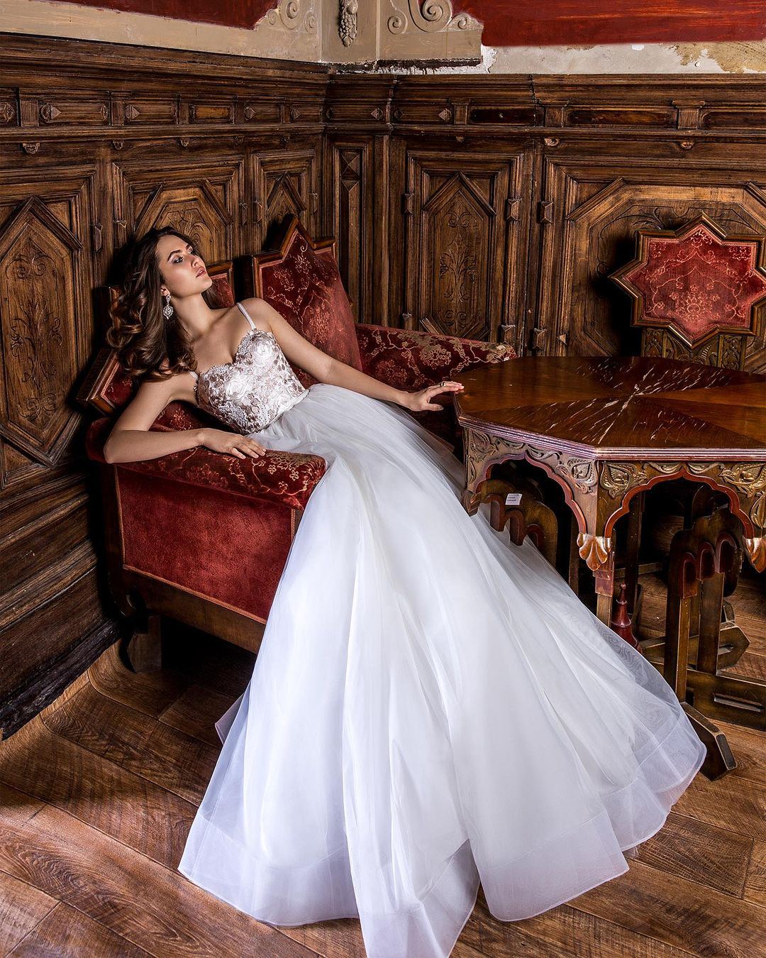 Luna Bianca Bridal Studio