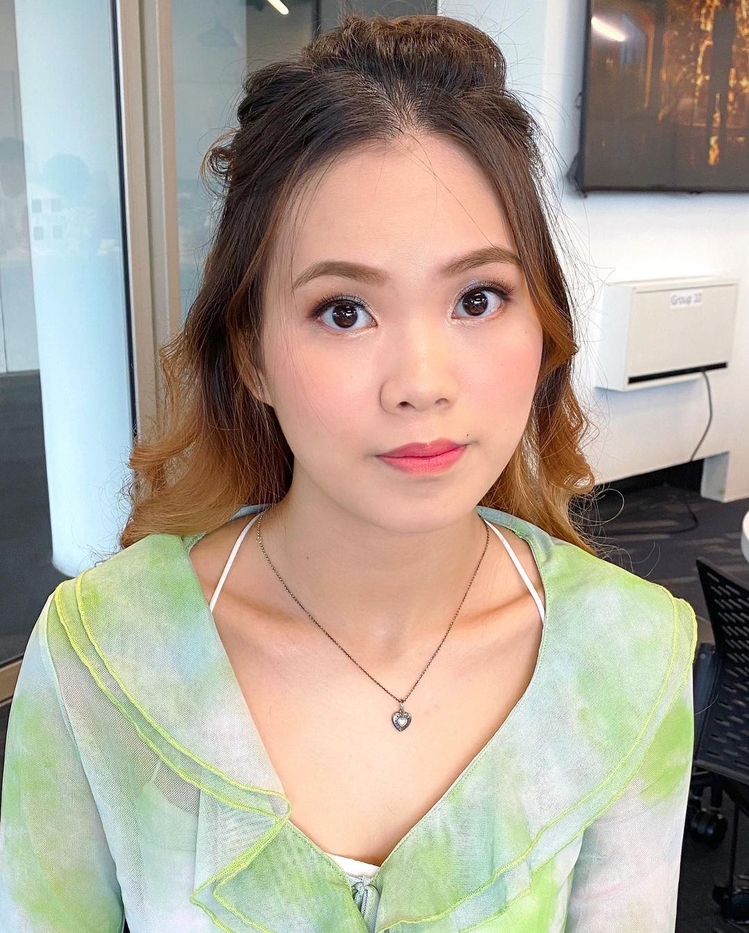 Beauty Expert Lina Makeup and Hairstyling Services