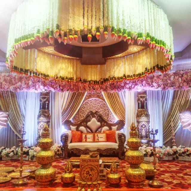 KM Wedding Services & Deco