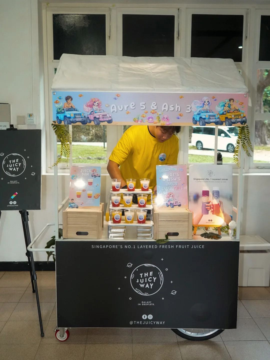The Juicy Way: Fruit Juice Live Station & Catering