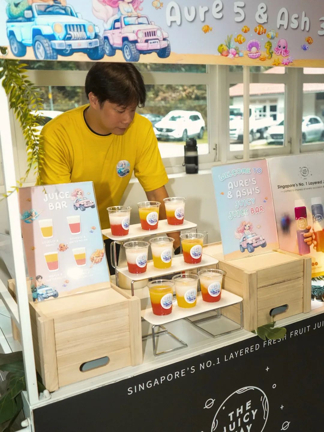 The Juicy Way: Fruit Juice Live Station & Catering