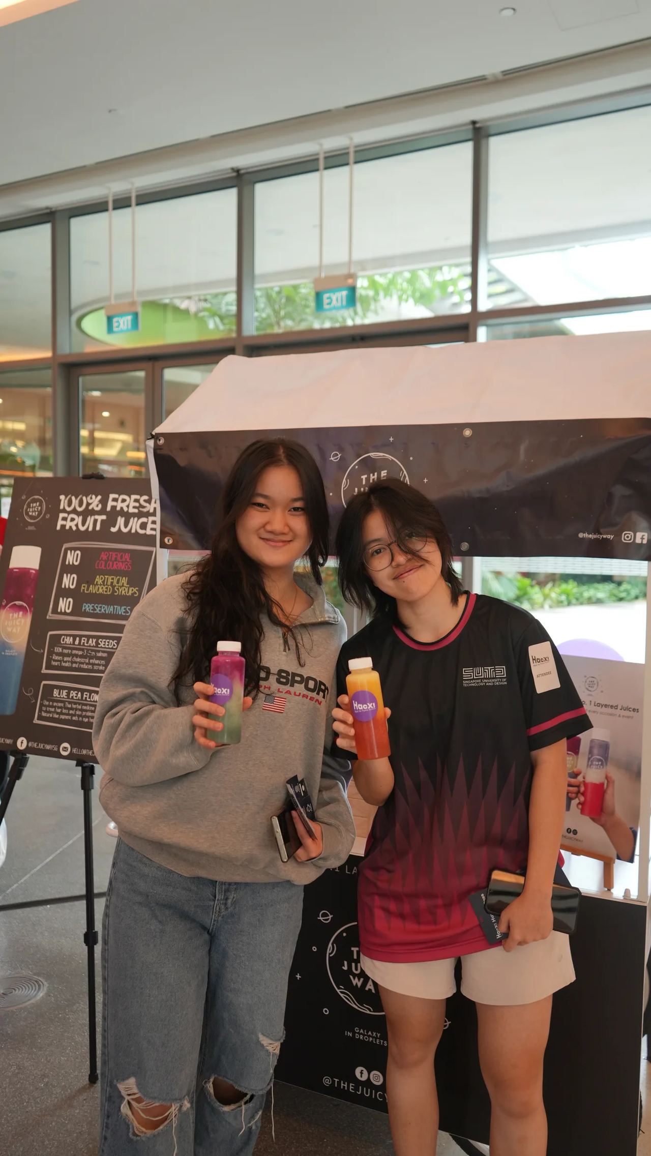 The Juicy Way: Fruit Juice Live Station & Catering