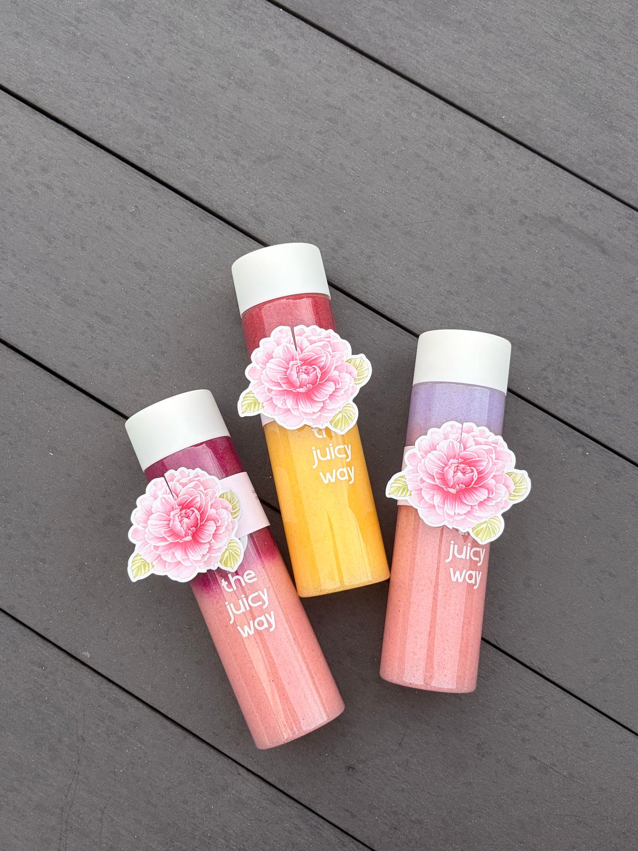 The Juicy Way: Fruit Juice Live Station & Catering
