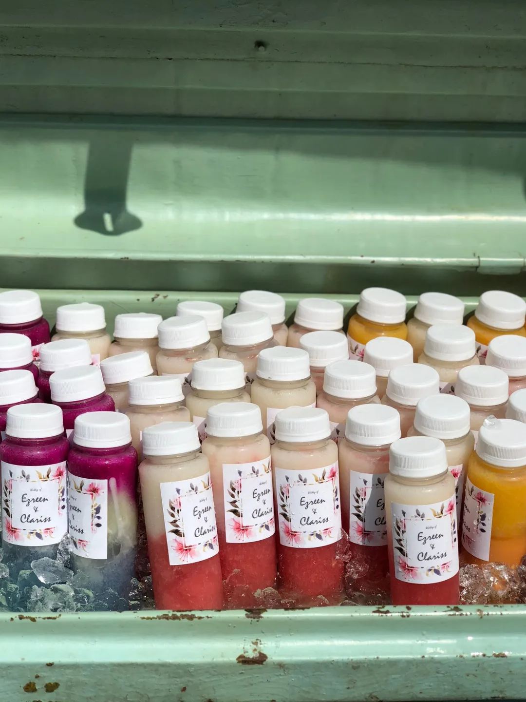 The Juicy Way: Fruit Juice Live Station & Catering