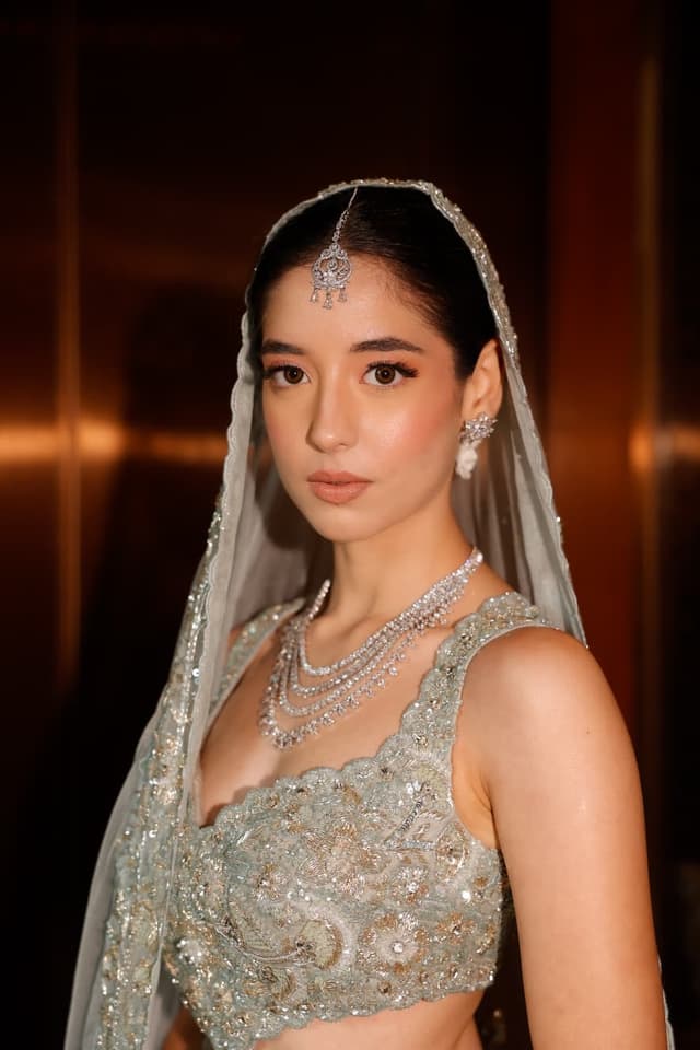 Sakshi Khatri Beauty bridal makeup portfolio image