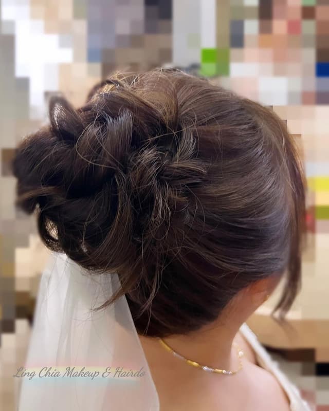 Ling Chia Makeup & Hairdo