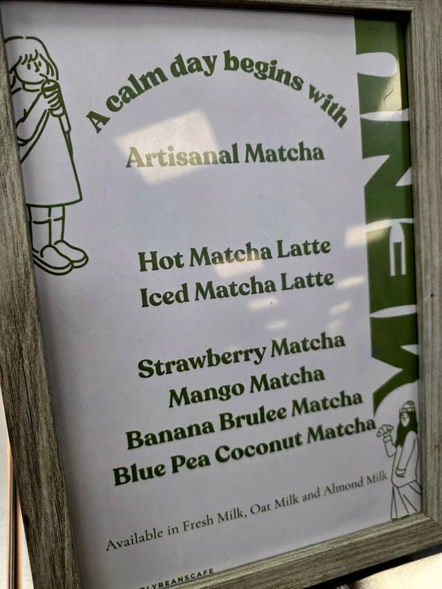 Curly Beans Cafe: Matcha & Coffee Live Station