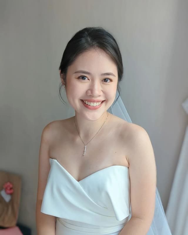 Candy Tiong Makeup Artist