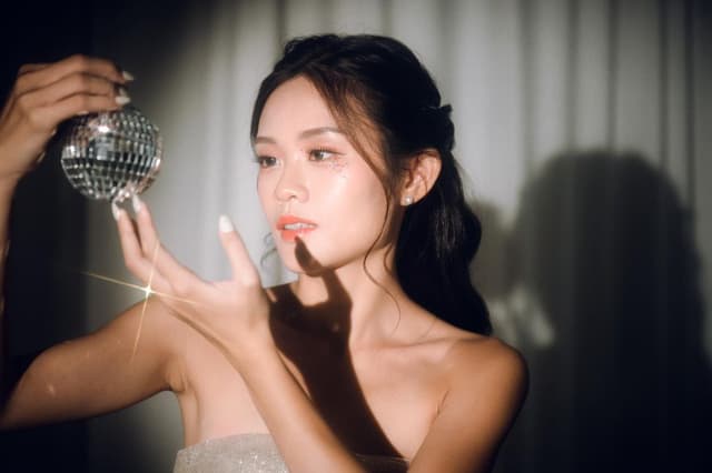 Dear Muse Makeup & Hairstyling