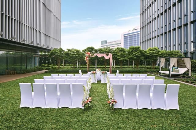 Sofitel Singapore City Centre