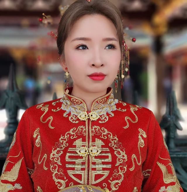 Charmaine Lin Makeup
