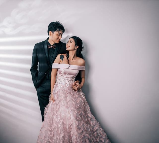 The NewlyWeds