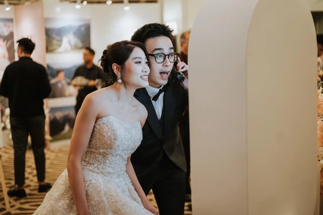 Dial In Love: Video Guestbook