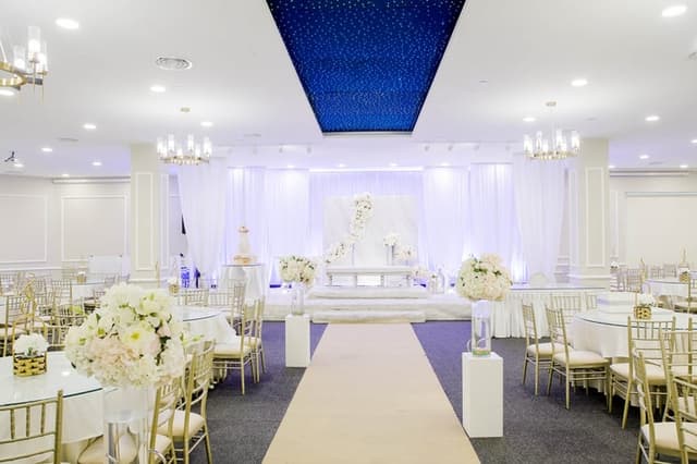 Lagun Sari Singapore