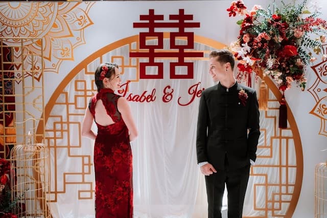 A.Oei Couture