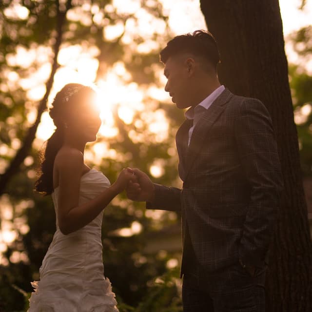 Luna Bianca Bridal Studio