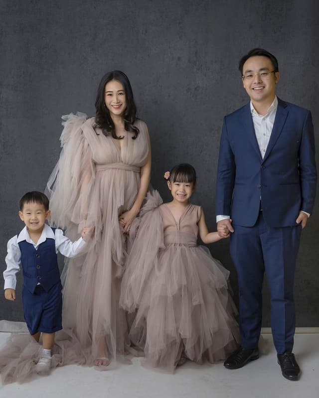 Raine Yeo Makeup Artist