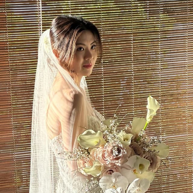 Make Up by Janice Lai