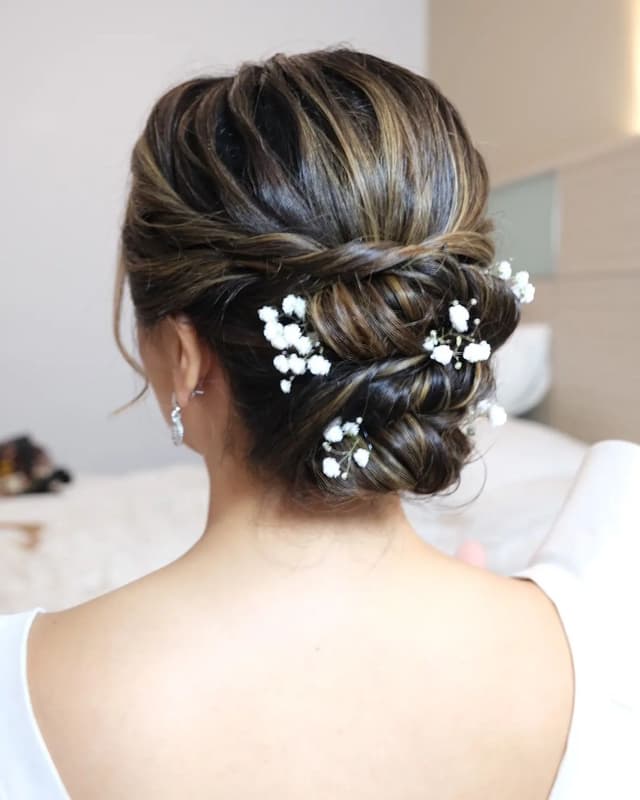 Wiwa Makeup & Hairstylist