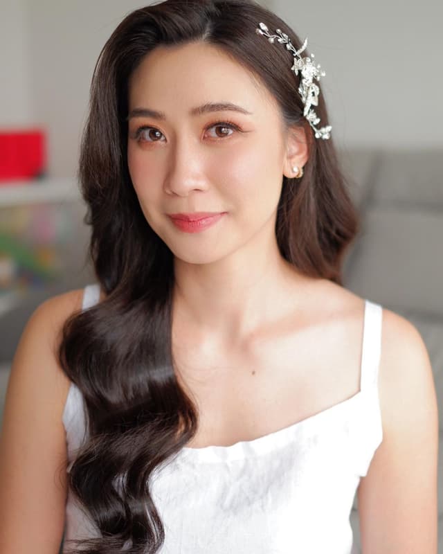 Kwangs Makeup