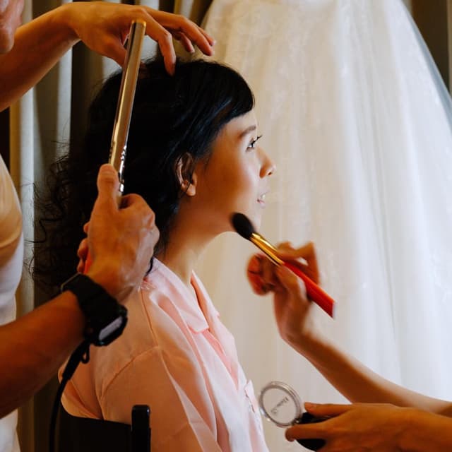 Doll Up Inc