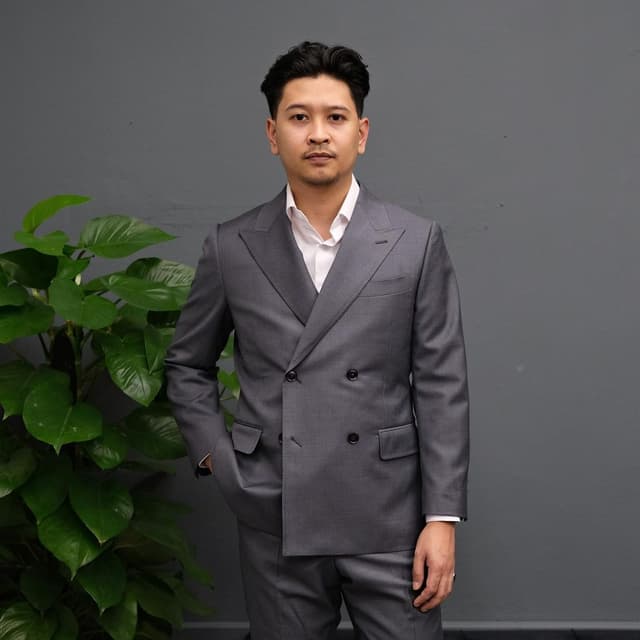Red Dot Bespoke