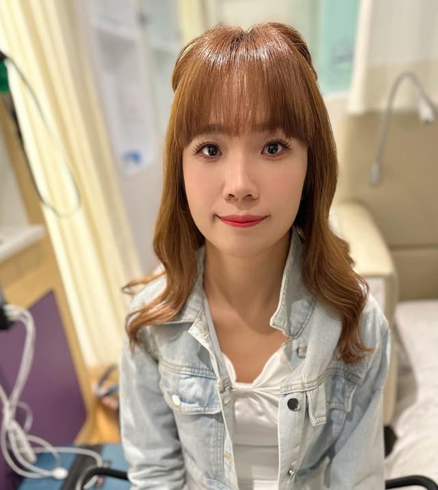 Yvonne How Makeup& Hairdo Service