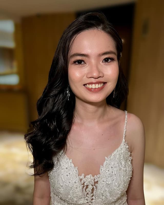 Sylvia Koh Hair & Makeup Artist