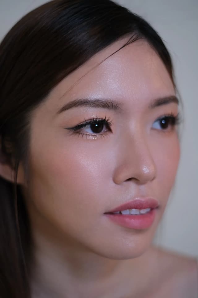 Dazxle Makeup