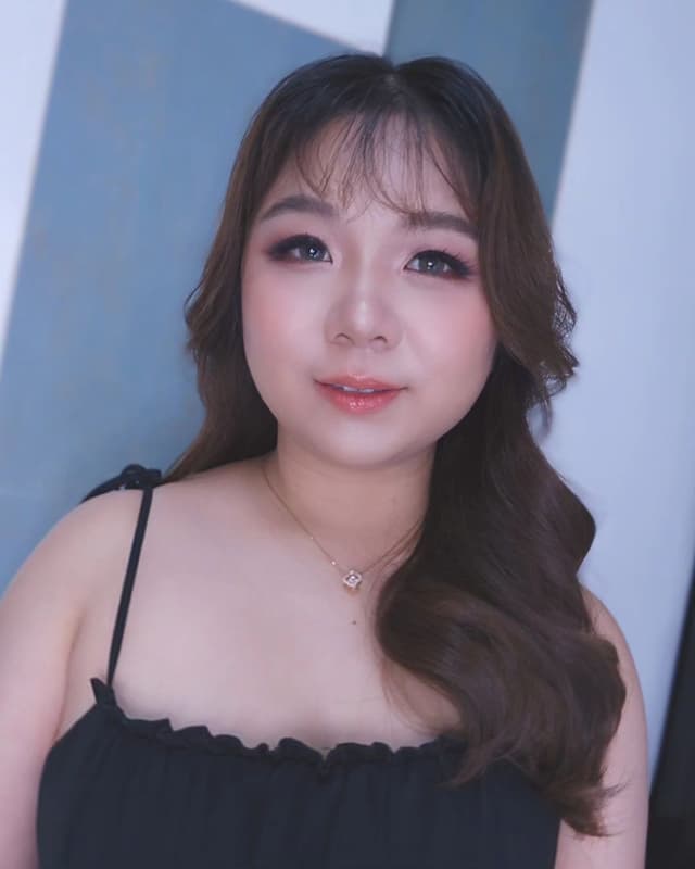 Makeup and Hairdo by Namtan