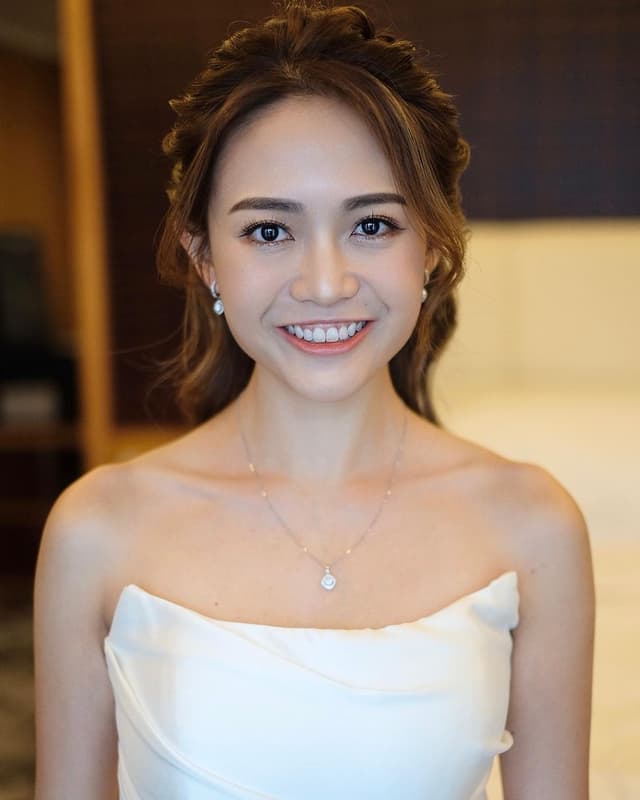 Cocoon Makeup