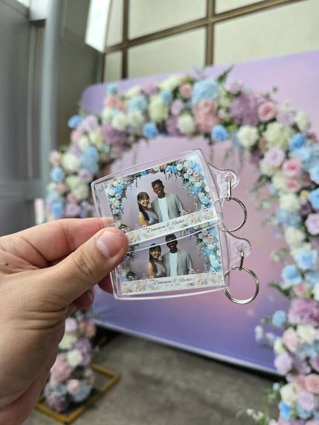 Personalised wedding photo keychains by Peculiar Booth